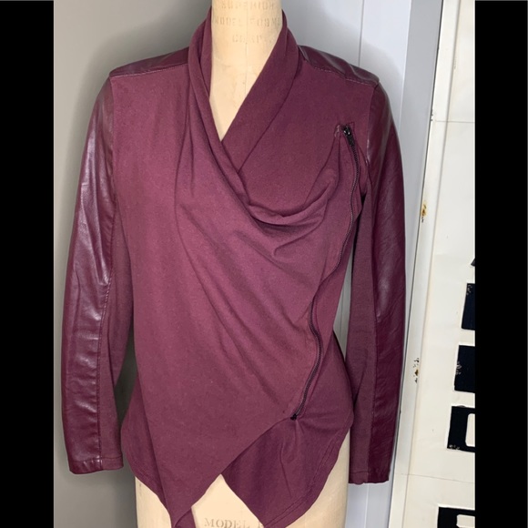 Blank NYC Oxblood Vegan Leather Drape Jacket sz M - Picture 4 of 10
